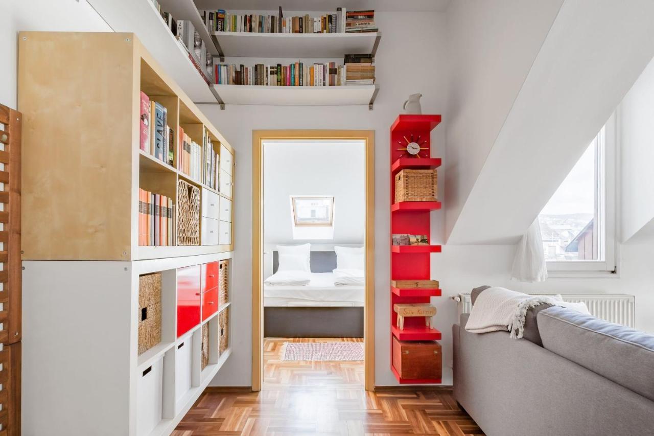 Relax Into Loft Living At A Light-Filled City Escape Budapeste Exterior foto